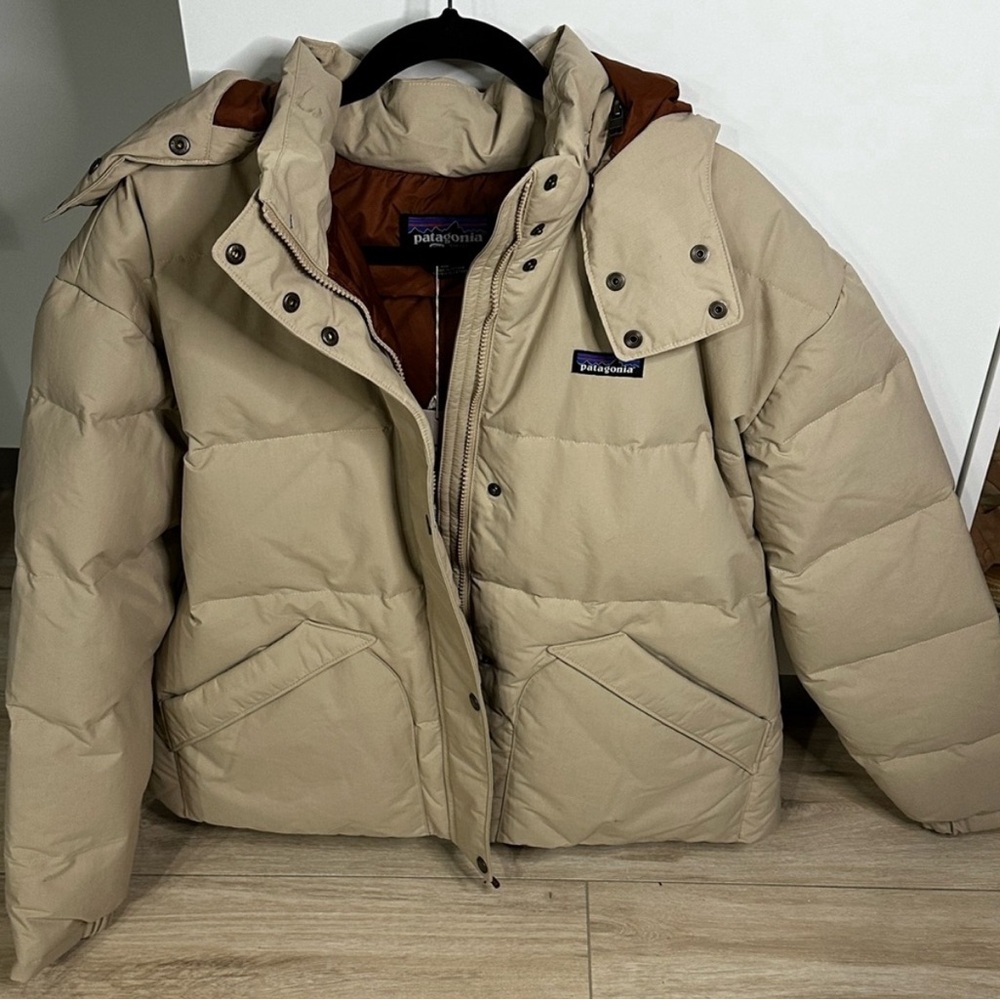 Patagonia Women’s Downdrift Insulated Jacket, Size XL